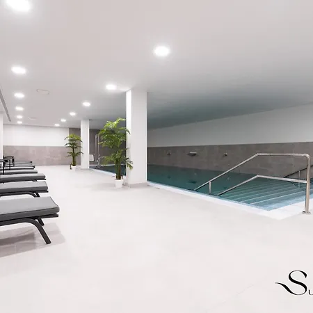 Luxury 2 Bedroom Apartment, Pools, Sauna, Gym & Apartment MIJAS COSTA