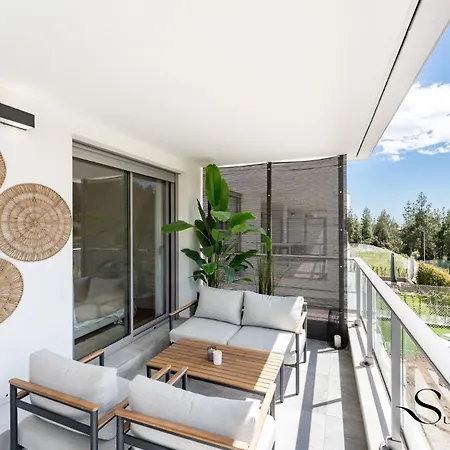 Luxury 2 Bedroom Apartment, Pools, Sauna, Gym & MIJAS COSTA