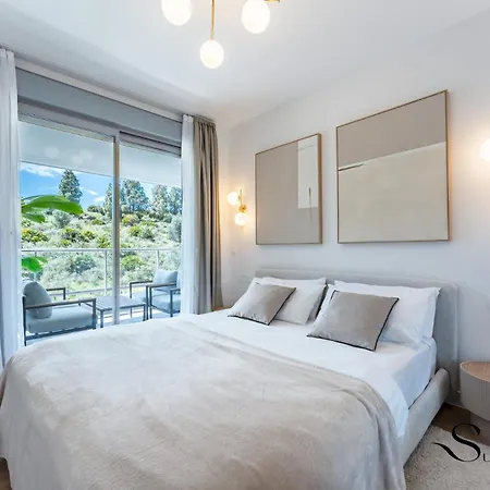 Luxury 2 Bedroom Apartment, Pools, Sauna, Gym & MIJAS COSTA