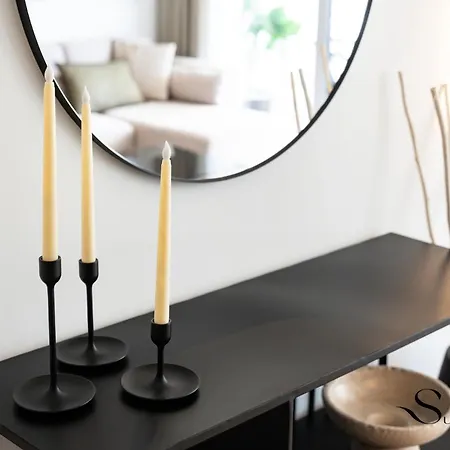 Apartment Luxury 2 Bedroom Apartment, Pools, Sauna, Gym &